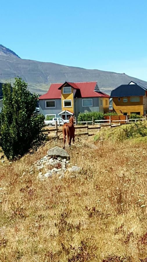 Aguila Mora Aparts El Chalten Esterno foto